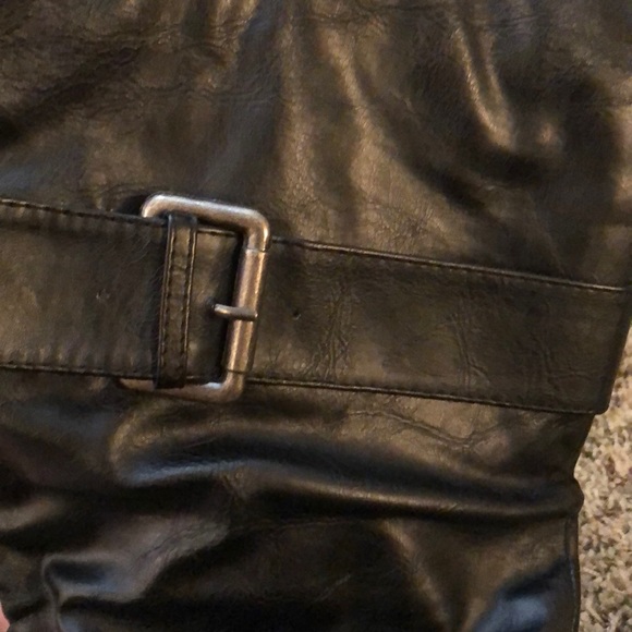 🛍 SOLD Kenneth Cole New York Black Boots 8M - Picture 7 of 8